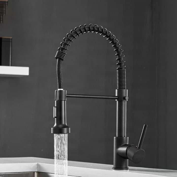 Crna Kuhinjska Armatura Kb1507 Izvlecna Pipa Za Kuhinjo V Crni Barvi